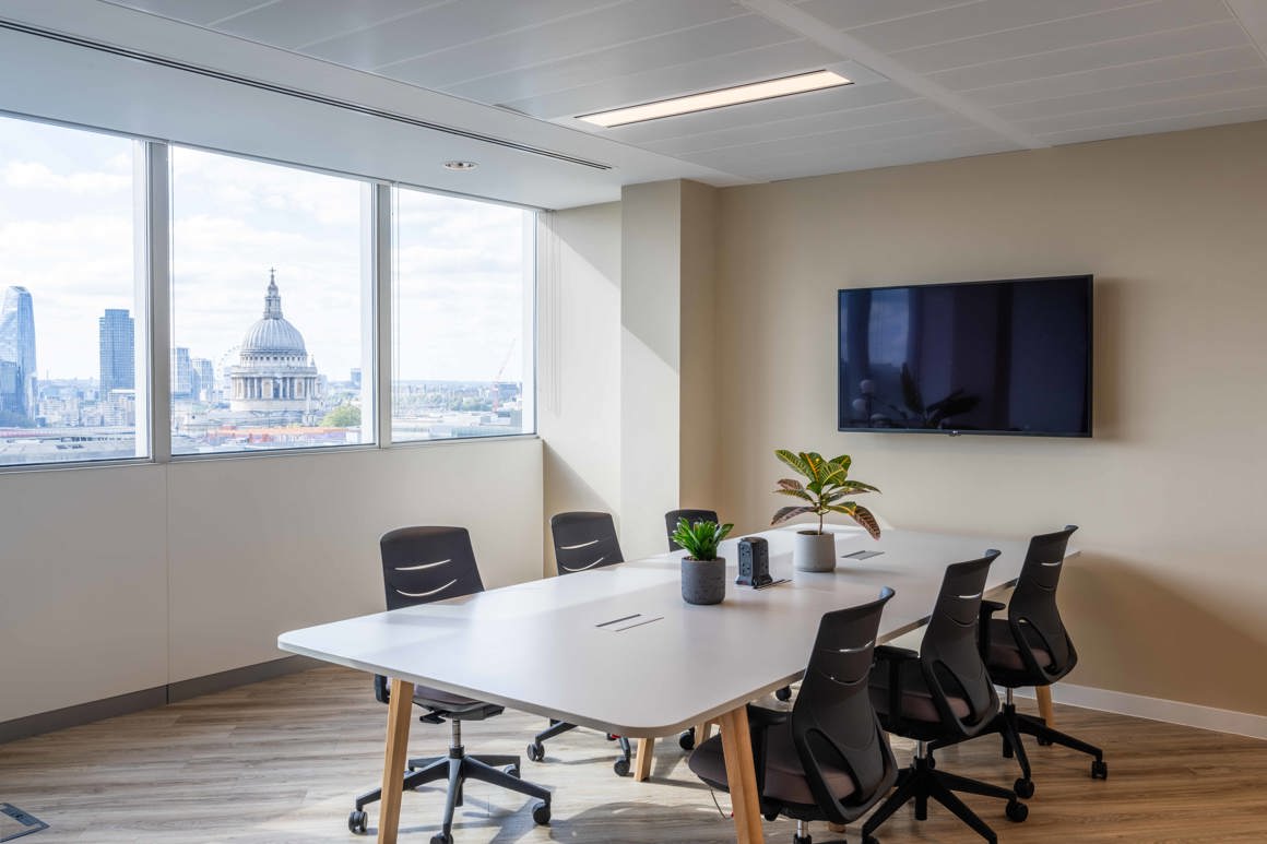 City Tower L12 Meeting Room